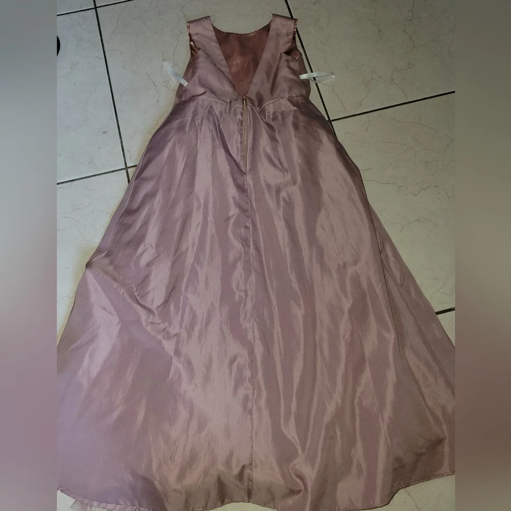 Charming Mauve Kids Formal Dress Size 10